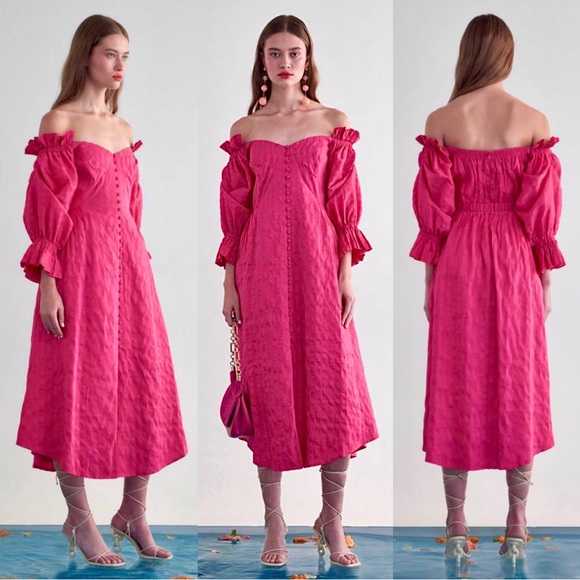 ๐บ๐HP๐๐บ NWT Cult Gaia Simona Off-The-Shoulder Ruffled Midi Dress Dragonfruit - Picture 12 of 16